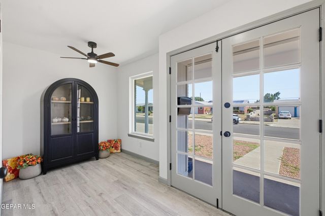 8312 Mineola Drive, El Paso, TX 79925