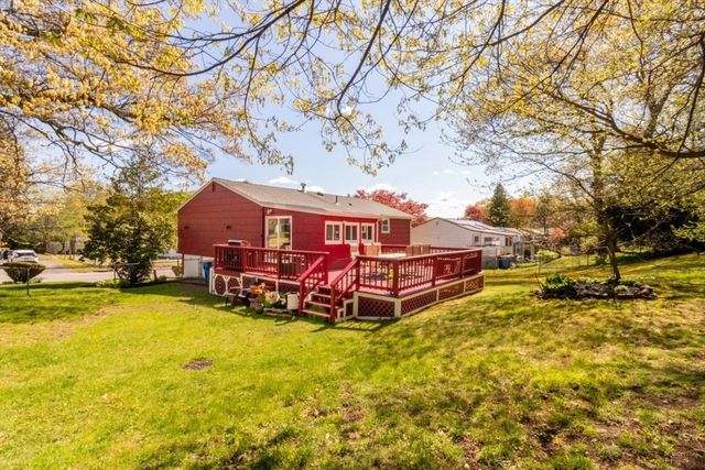 89 Fernandez Cir, Randolph, MA 02368