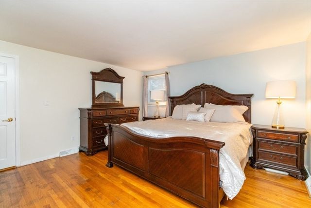 89 Fernandez Cir, Randolph, MA 02368