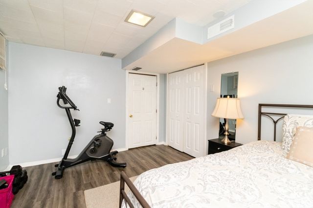 89 Fernandez Cir, Randolph, MA 02368