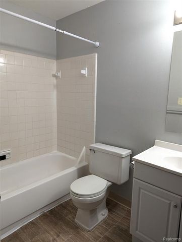 38030 Greenwood Street, Westland, MI 48185