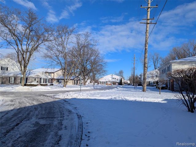 38030 Greenwood Street, Westland, MI 48185