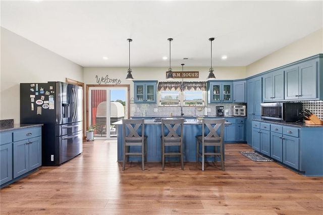 30225 Wolf Road, Drexel, MO 64742