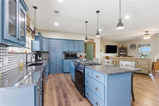 30225 Wolf Road, Drexel, MO 64742