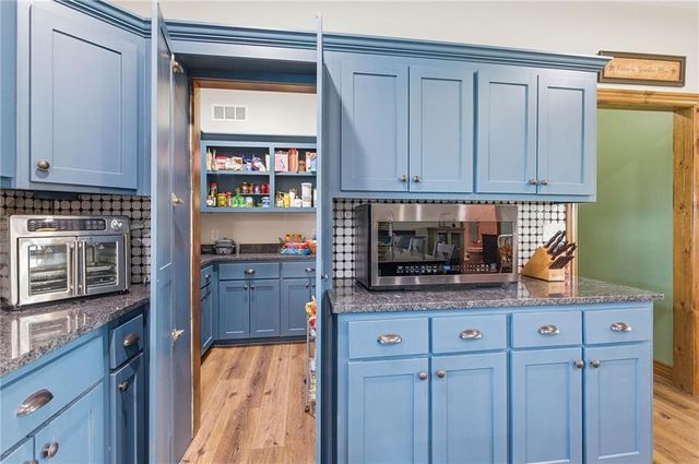 30225 Wolf Road, Drexel, MO 64742
