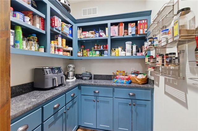 30225 Wolf Road, Drexel, MO 64742