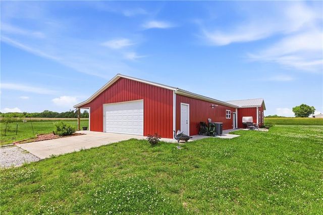 30225 Wolf Road, Drexel, MO 64742