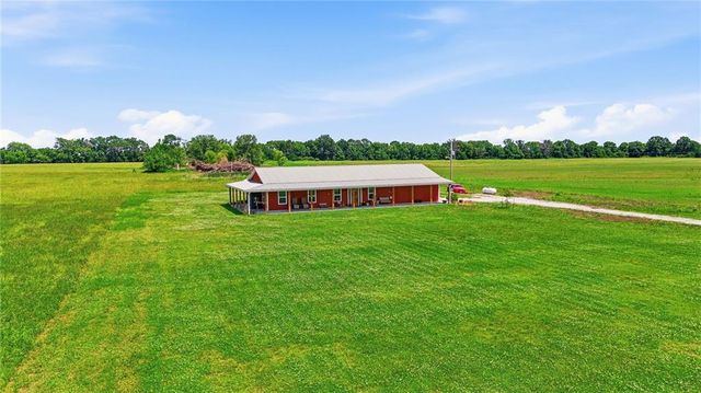 30225 Wolf Road, Drexel, MO 64742