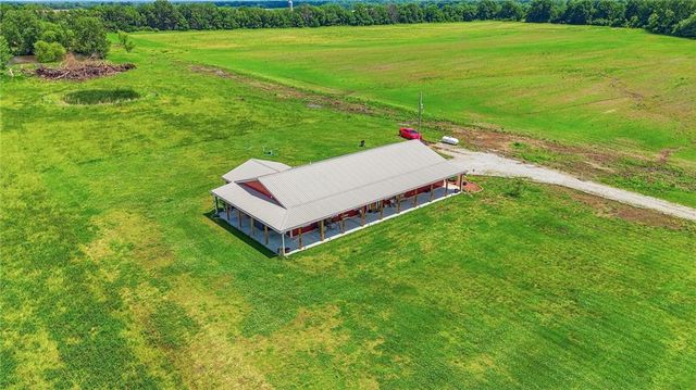 30225 Wolf Road, Drexel, MO 64742