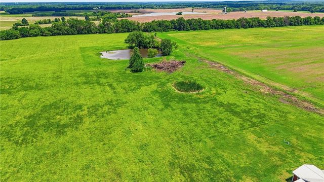 30225 Wolf Road, Drexel, MO 64742