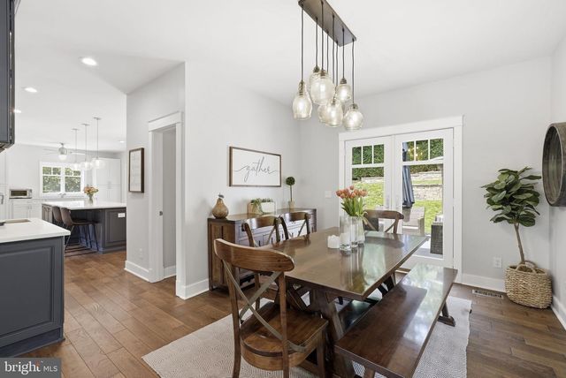 4231 31ST ST N, Arlington, VA 22207