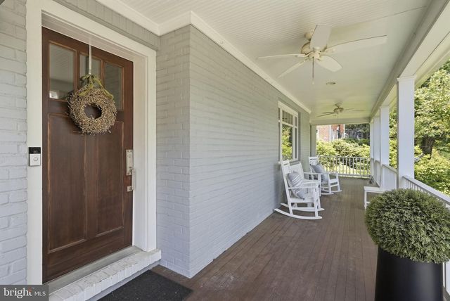 4231 31ST ST N, Arlington, VA 22207