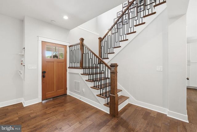 4231 31ST ST N, Arlington, VA 22207
