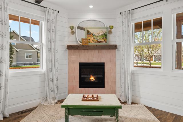 608 S Birch Street, Sisters, OR 97759