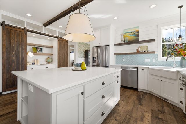 608 S Birch Street, Sisters, OR 97759