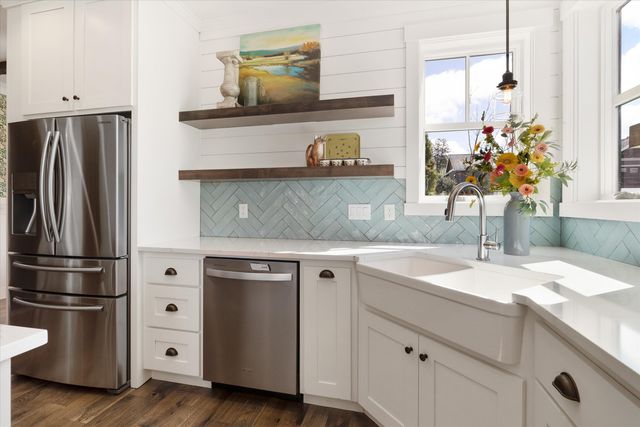 608 S Birch Street, Sisters, OR 97759