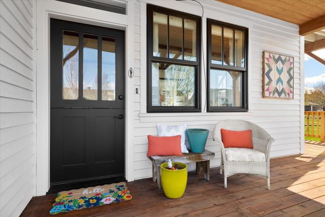 608 S Birch Street, Sisters, OR 97759