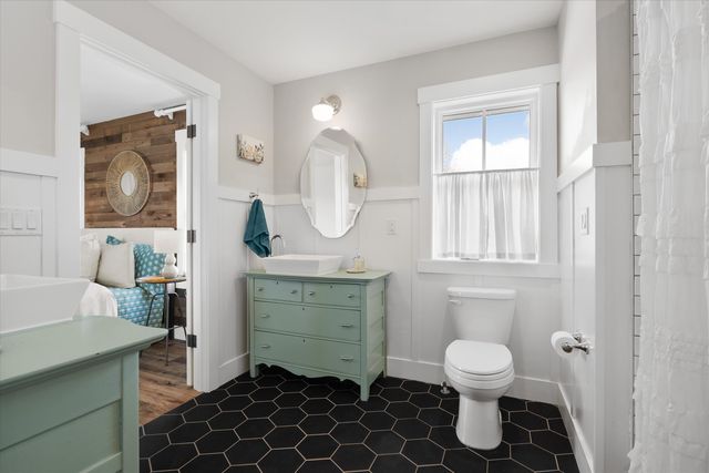 608 S Birch Street, Sisters, OR 97759