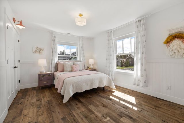 608 S Birch Street, Sisters, OR 97759