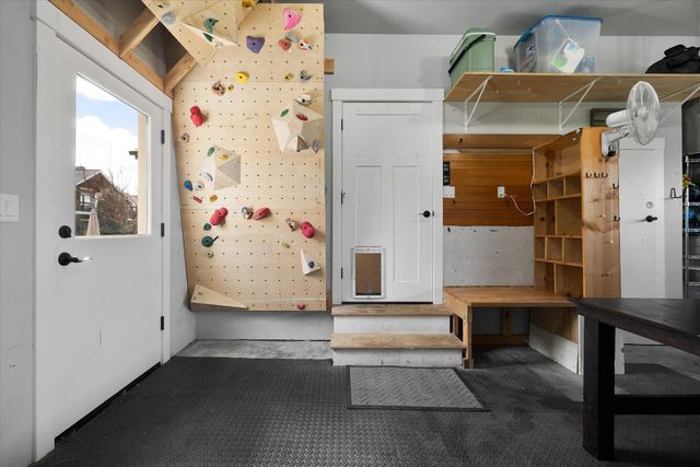 608 S Birch Street, Sisters, OR 97759