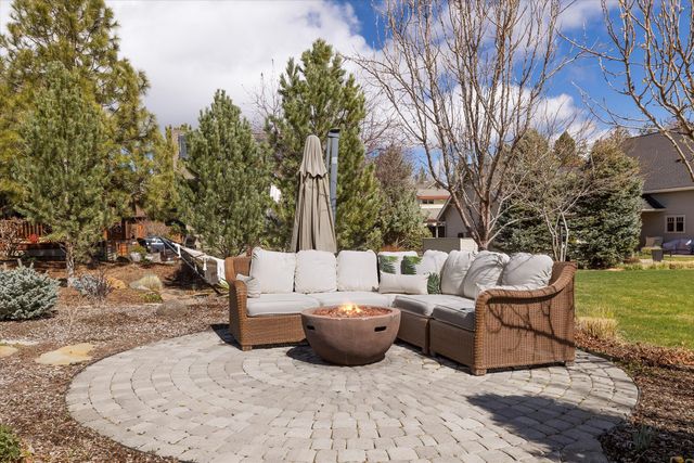 608 S Birch Street, Sisters, OR 97759