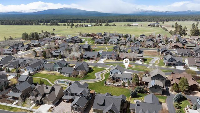 608 S Birch Street, Sisters, OR 97759