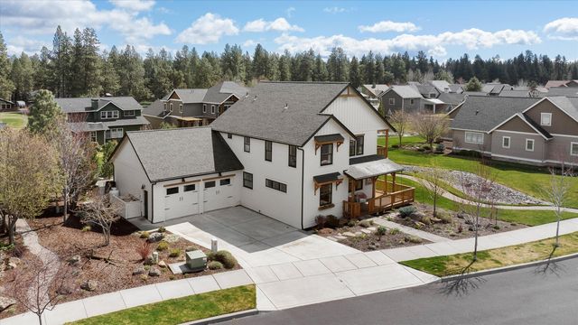 608 S Birch Street, Sisters, OR 97759