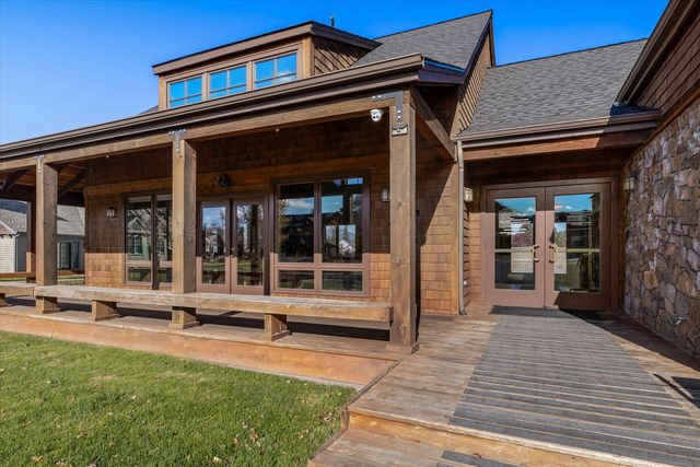 608 S Birch Street, Sisters, OR 97759