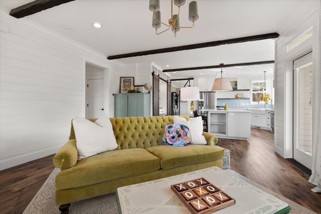 608 S Birch Street, Sisters, OR 97759