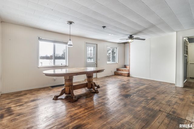 109 Knox Rd 800 N Road, Abingdon, IL 61410