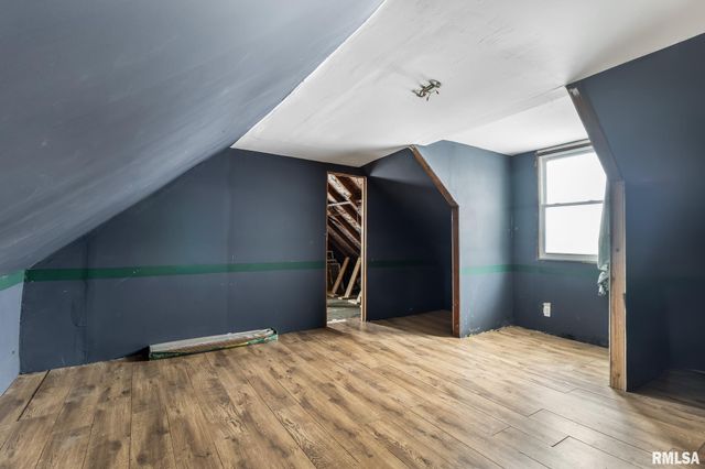 109 Knox Rd 800 N Road, Abingdon, IL 61410