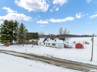 109 Knox Rd 800 N Road, Abingdon, IL 61410