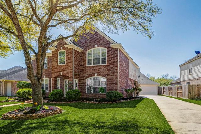 1919 Farmers Creek Drive, Richmond, TX 77406