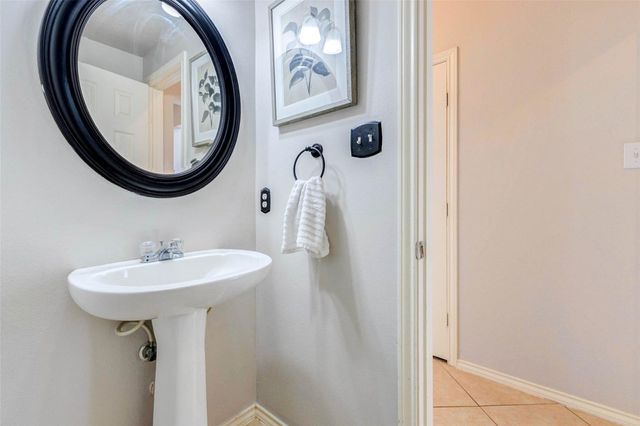 1919 Farmers Creek Drive, Richmond, TX 77406