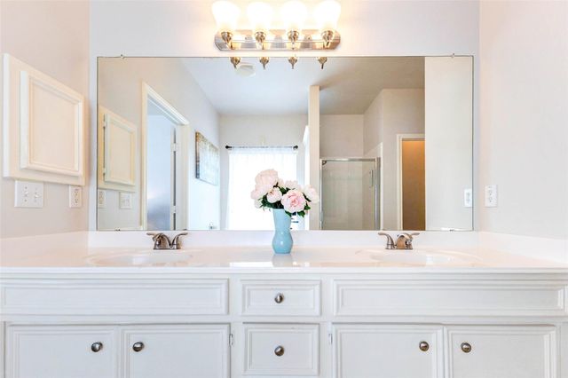 1919 Farmers Creek Drive, Richmond, TX 77406