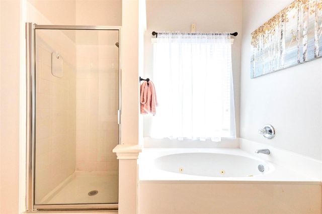 1919 Farmers Creek Drive, Richmond, TX 77406