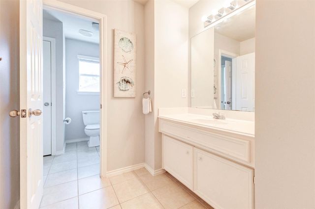 1919 Farmers Creek Drive, Richmond, TX 77406