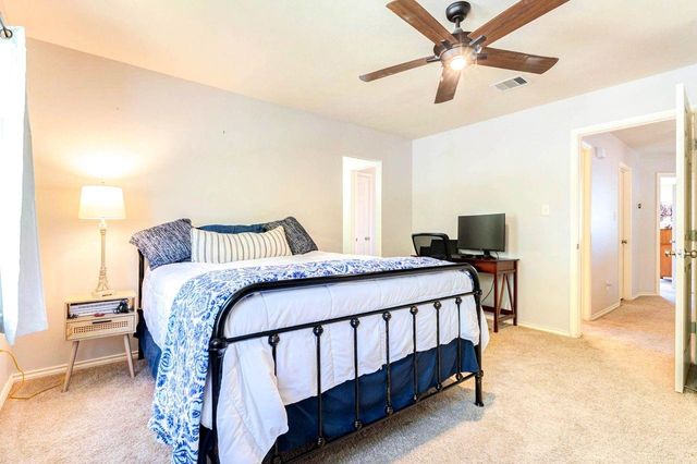 1919 Farmers Creek Drive, Richmond, TX 77406