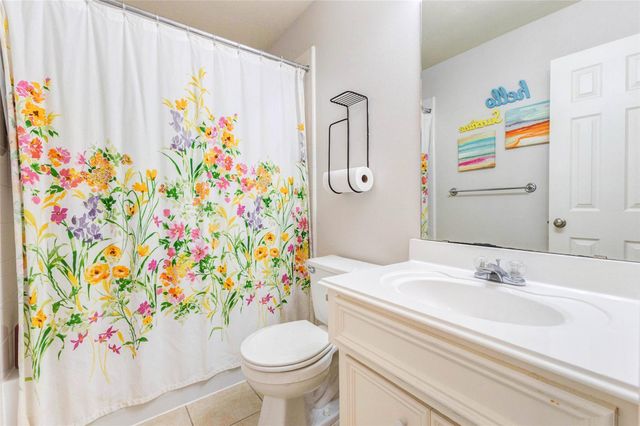 1919 Farmers Creek Drive, Richmond, TX 77406