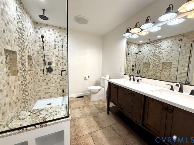 1095 Laurel Point Road, Lancaster, VA 22503