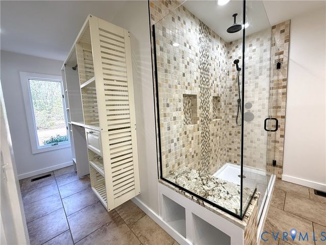 1095 Laurel Point Road, Lancaster, VA 22503