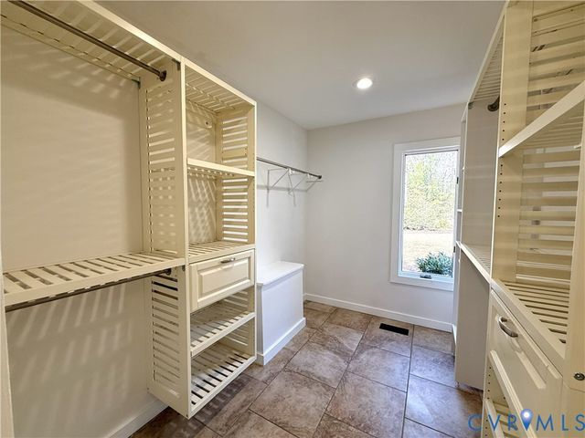 1095 Laurel Point Road, Lancaster, VA 22503