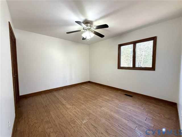 1095 Laurel Point Road, Lancaster, VA 22503