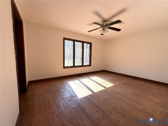 1095 Laurel Point Road, Lancaster, VA 22503