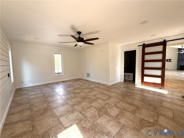 1095 Laurel Point Road, Lancaster, VA 22503