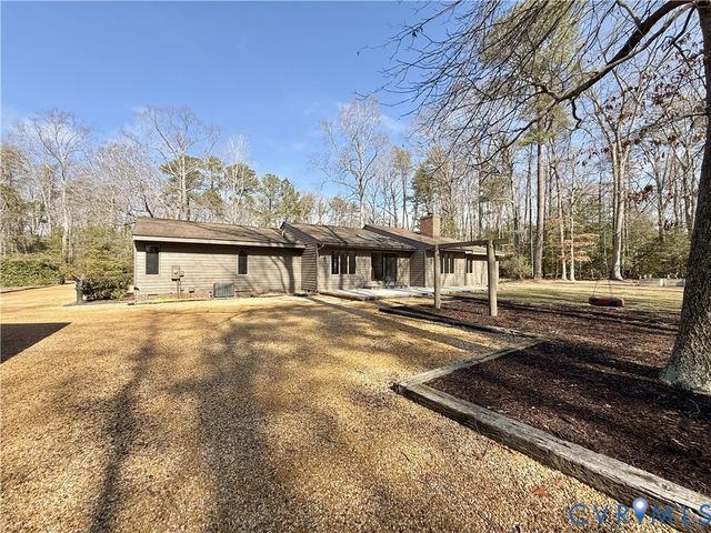 1095 Laurel Point Road, Lancaster, VA 22503