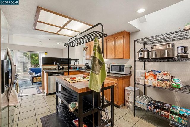 448 Jade Cir, Vallejo, CA 94590