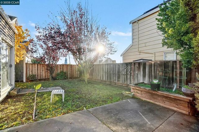 448 Jade Cir, Vallejo, CA 94590