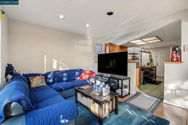 448 Jade Cir, Vallejo, CA 94590