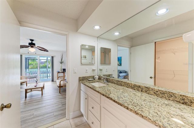 405 BAYSIDE LANE, Nokomis, FL 34275